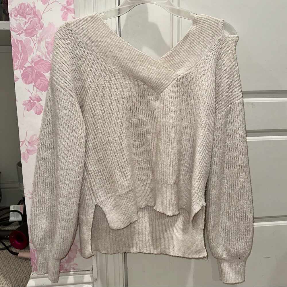 Women’s sweater